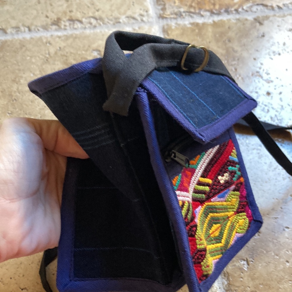 Embroidery purse wallet  new with adjustable strap - Picture 10 of 11